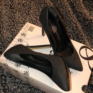 Rock & Republic Arabella heels